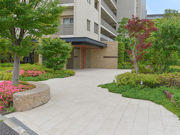 マンションビル緑地工事